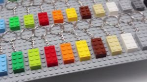 10pcs DIY MOC Brick Keychain Plate Thick Bricks 2x4 3001 Key Chain Building Block Gift for Kids Compatible with Legoeds