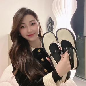 MIFEI | Giày Đế Dày Học Thuật Mary Jane Cổ Thấp