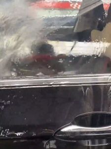 WZ✨car first choice✨玻璃油膜去除剂 260ml glass oil film remover Admired by high technology it can remove the oil film and prevent the oil film from forming again car glass oil film cleaner glass oil cleaning car