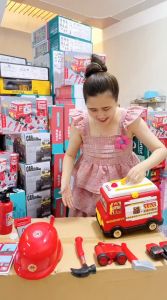 Xe Đồ Chơi - Xe Cứu Hoả kèm dụng cụ 22 chi tiết có mũ