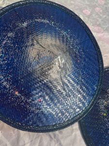 หมวกจีบไผ่สีแดง หมวกจีบทรงทรงกลมสำหรับการแสดงวัฒนธรรมชาติ หมวกจีบไผ่สีน้ำเงินสำหรับการแสดงเด็ก เครื่องประดับแฟชั่นฤดูใบไม้ร่วง