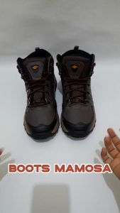 Sepatu Gunung Adventure Wanita & Pria: Sepatu Hiking Sneakers No Import