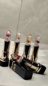 Magic Lipstick: The Ultimate Color-Changing, Long-Lasting Lip Plumper