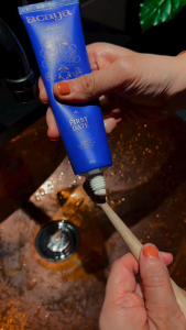 Acaya First Date Refined Toothpaste