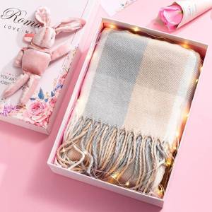 Winter Womens Gift Scarf Box