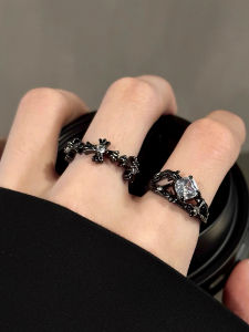 แหวนเซอร์โคเนียสีดำสำหรับผู้ชายและผู้หญิง เครื่องประดับแฟชั่นที่สวมใส่ได้ตลอดทั้งปี สไตล์ไฮเอนด์ โลหะผสม ไม่ต้องปรับแต่ง