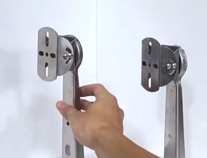 304 Stainless Steel Flat Wall Rod Corner Bracket CCTV Camera Mounting Vertical Pole Bracket Duckbill Head Universal Adjustable