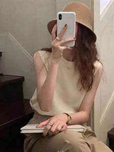 Summer French Style Ice Silk Sweet Cool Sleeveless Knitted Top Womens Super Popular Outerwear Mini Vest Strap Inner Match Base Shirt