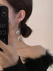 Elegant French Metal Waterdrop Design Summer Fashion Earrings Simple High-class Slimming Ear Jewelry Korean Style Womens Accessory