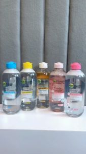 Perawatan Wajah Pembersih Muka Make Up Remover Garnier Micellar Water 125 Ml Pink All in One Blue Salicylic BHA Rose Vitamin C Water in Oil