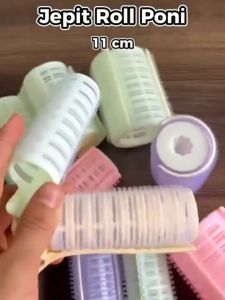 Jepit Roll Poni & Aksesoris Rambut Wanita: Mengenal Volumizing Curler Roll Hair Clip