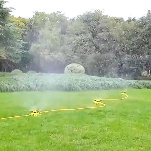 Garden Sprinkler 360° Automatic Rotating Adjustable Lawn Sprinkler Large Area Coverage Garden Lawn Sprinkler