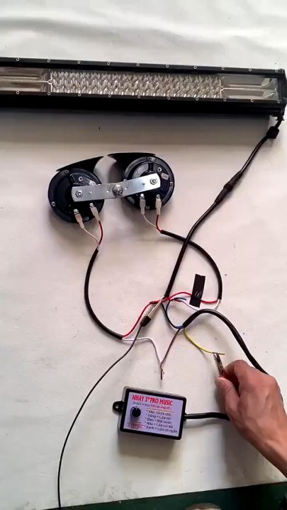 🔥FREESHIP🔥 Nhại 3 pro 25 bài, nhại kèn hơi,nhại nhanh chậm, sàI cả còi hơi,kèn điện auto 12v/24v