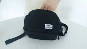 Mens shoulder bag lightweight casual nylon material water-resistant and wear-resistant sports backpack mobile phone bag