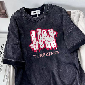 เสื้อยืดคอกลมแขนสั้นทรงหลวมสไตล์อเมริกันสำหรับผู้ชาย ทรงหลวม สไตล์ฤดูร้อน เสื้อยืดผ้าฝ้ายเนื้อนุ่ม ผ้าฝ้าย 100%