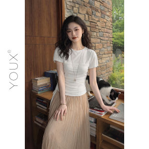 Mesh Patchwork Slim Fitting T-Shirt