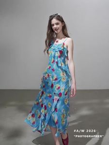3COLOUR·S | Floral Hem Lace Strappy A-Line Long Dress Female