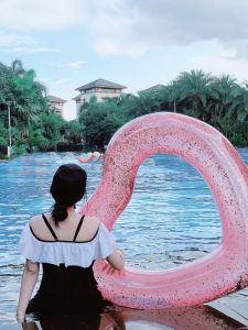 อุปกรณ์น้ำทรงหัวใจขนาดใหญ่ เต็มลม ชุดน้ำ มัลติฟังก์ชั่น อุปกรณ์น้ำ เต็มลม บ้านพักลม บันไดเลื่อน หัวเข่า เอว แขน แผ่นรองน้ำ