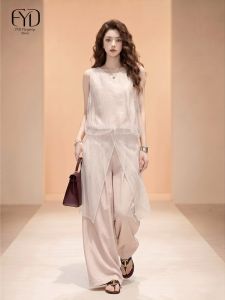 Stylish Sleeveless Outfit Set 2026 Simple Elegance