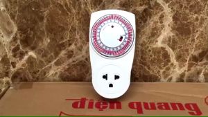 Ổ Cắm Hẹn Giờ Cơ Điện Quang ĐQ ESK MT03WR 13