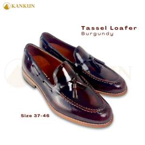 Tassel Loafer BGD รองเท้าหนังวัวแท้💯เกรดนำเข้า เทคนิค Brush Off สีเบอกันดี โดยช่างฝีมือระดับมืออาชีพ งานสวยหรูหรา พื้นด้านในนุ่มพิเศษใส่สบาย รุ่น KN801