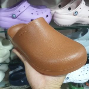 Crocs Dylan Clog SizeM4---M11#Clog# รองเท้าแตะสวม รองเท้าผู้หญิ่ง-ผู้ชาย รองเท้าเบา นิ่ม รองเท้าสวย ใส่สบาย รองเท้าใช้ดี