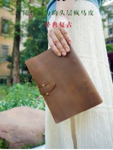 Bút Chì Da Màu Nâu Cổ Điển Có Khóa Sổ Tay Nghệ Thuật Sổ Ghi Chép Da Thật Sổ Ghi Chép Doanh Nghiệp A5 A6 Sổ Ghi Chép