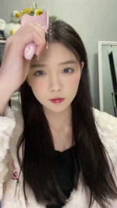 Gôm Tạo Kiểu Tóc Yaping 200ml Bồng Bềnh Mềm Mượt Tự Nhiên Keo Xịt Giữ Nếp Tóc Vào Nếp Suốt Ngày Dài Không Bết Dính