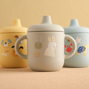 1PCS Cartoon Silicone Baby Feeding Cup BPA Free Leak Proof Training Cup With Handle Travel Friendly Dishwasher Safe Baby Stuff