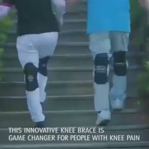 [SG Ready Stock] Braces Elastic Knee Pads Booster Sports Relieve the pressure on the knees Safety Injury Recovery Knee Protection Booster