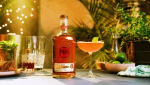 BACARDI Reserva 8 Rum - 750ml / 75cl 40% ABV - Premium Gold Rum Aged 8 Years Under the Caribbean Sun