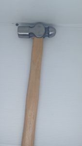 Martil Palu Konde Besi Pegangan Kayu / Ball Hammer