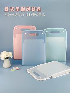 เครื่องหมาย A4 มีหูหิ้ว และเนื้อหนา กระเป๋าและหูหิ้ว สำหรับแฟ้มเก็บเอกสารขนาด 13x21cm