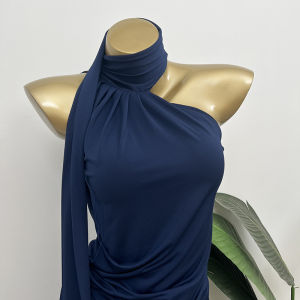 เสื้อยืดคอกลมแขนกุดลายหน้าม้าสีเทา/ดำสำหรับผู้หญิง ทรงสลิมฟิต สไตล์เกาหลี แขนกุด คอกลม ทรงปกติ ฤดูร้อน 2024