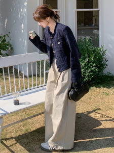 Olive Green Short Quilted Jacket Womens Style Elegant Fashion Early Autumn New Arrival Button Detail Polyester Fiber Coat