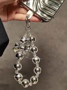 Electroplated Silver Bows Beaded Chain Applicable to All Phone Case Models Portable Lanyard Fashion Womens Exquisite Fancy Trending Unique New Arrival/Solid Bracelet Pendant Anti-Lost Durable
