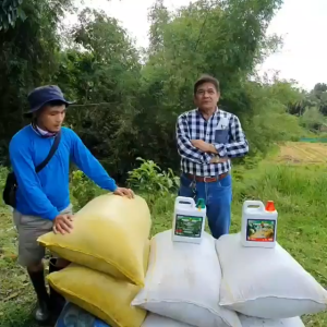 RM -POWER GROW ORGANIC FOLIAR 1 LITER RED AND GREEN for Growth Booster and Fruit & Flower Enhancer