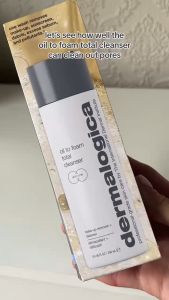 Sữa rửa mặt & tẩy trong 2 trong 1 Oil to foam total cleanser