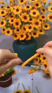 100pcs Colorful Dense Fuzzy Wire Pipe Bouquet Material Twisted Stick for DIY Arts and Craft Projects Chenille Stem Childrens Handmade DIY Flower Decorations