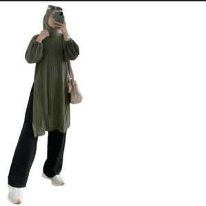 DRES TUNIK KNIT HORNET LENGAN PANJANG PANJANG LD 120 CM