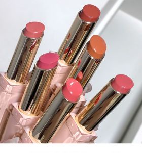 Gege bear hydrating lipstick nourishing moisturizing whitening not easy to stain the cup lip color