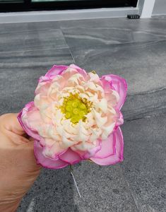 ดอกบัว บัวฉัตรบงกช ถวายพระ บูชา พระแม่ แบบดินปั้น ขนาดใหญ่