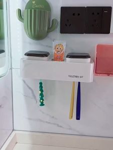 Rak Sikat Gigi Gantung Anti Debu Tempel Tempa Tempat Penyimpanan Sikat Gigi Dinding Organizer Rak Kamar Mandi