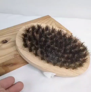 แปรงทองเหลือง  แปรงขัดพื้น ขนาด ยาว 16 ซม. กว้าง 10 ซม. แปรงทองเหลืองไม่มีด้าม แปรงทองเหลืองทรงรีรูปไข่ แปรงขัดสนิม