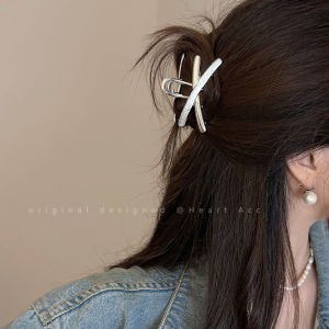 Elegant Metal Cross Half Updo Hair Claw Womens New 2025 Shark Clip Hair Accessories Bun Hairpin Stylish Hairgrip