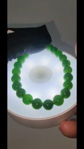 (SG Seller Ready Stocks) High Grade Natural Chrysoprase Bracelet 8mm+ 高级天然绿玉髓手串 8+毫米