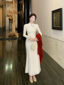 Elegant Chinese Style Reformed Cheongsam Young Style Floral Embroidery Wedding Dress Slim Fit Long Sleeve Midi Dress for Women