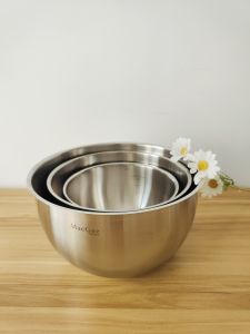 Thickened One-Piece MG 304 Stainless Steel Salad Bowl Egg Beater Dough Mixer Baking Basin Heavy-Duty Kitchen Basin