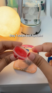 Rosy Lips Balm Therapy Lip Balm Pelembab & Pemerah Bibir Gelap Anti Bibir Kering Pecah - Pecah 7g