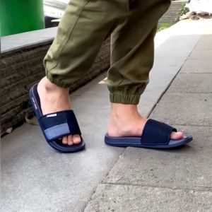 Sandal Slop Pria Dewasa Kekinian Casual Distro Sendal Slip On Cowok Slide Rumah Premium Terbaru Anti Slip Keren Santai Nyaman